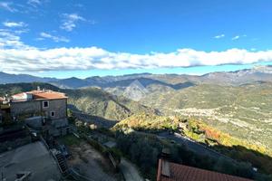 3 LOCALI A PERINALDO