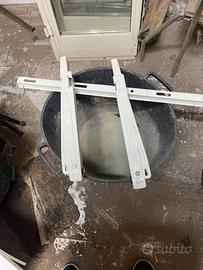 Staffa per condizionatore