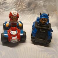 camion della paw patrol con i vari personaggi