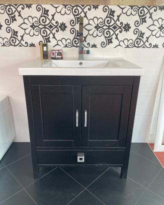 Mobiletto con miscelatore per bagno