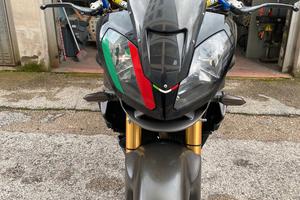 aprilia tuono 1000R