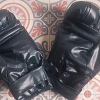 Guantoni da carnevale