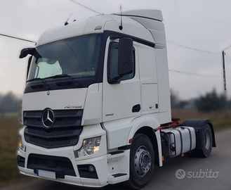 Ricambi di carrozzeria Mercedes Actros 2015 NUOVI