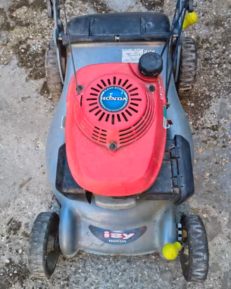 Rasaerba Honda Izy semovente 46 cm a benzina