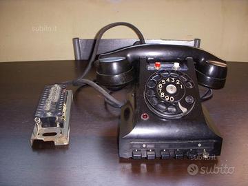 Telefono centralino in bachelite nero