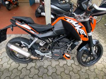 Ricambi per KTM DUKE 125 2012