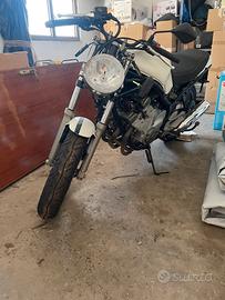 Yamaha XJ 600 DIVERSION