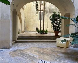 ELEGANTE APPARTAMENTO - CENTRO STORICO