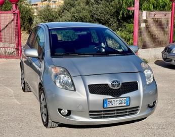 Toyota Yaris 1.3 5 porte M-MT Sol