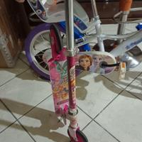 Bici e monopattino bambina max 6 anni