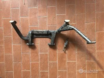 Cavalletto centrale Burgman 250 400 N0309