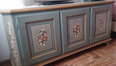 mobile tirolese dipinto a mano