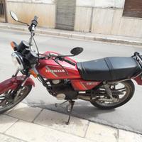 Honda CS 125, Rossa