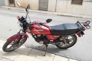 Honda CS 125, Rossa