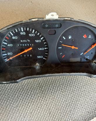 Ricambio Nissan vanette cargo 23