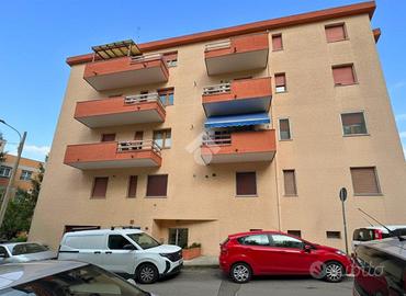 4 LOCALI A ANCONA