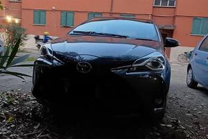 Toyota yaris full hybrid