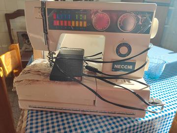 Macchina da cucire Necchi 575 elettronic