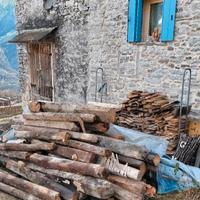 Travi vecchie in legno 