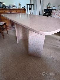 Tavolo in marmo rosa 