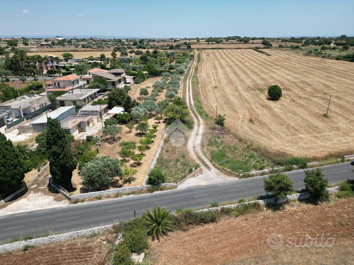 TER. RESIDENZIALE A MODICA - Vista 3