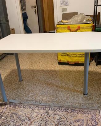 TAVOLO BIANCO (CUCINA-SOGGIORNO)/SCRIVANIA