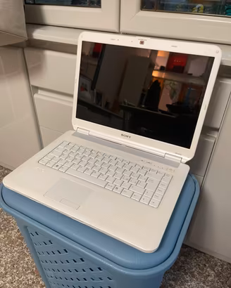 PC portatile Notebook Sony VAIO 15.4" Bianco