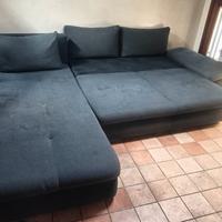  divano , grande ,tenuto bene