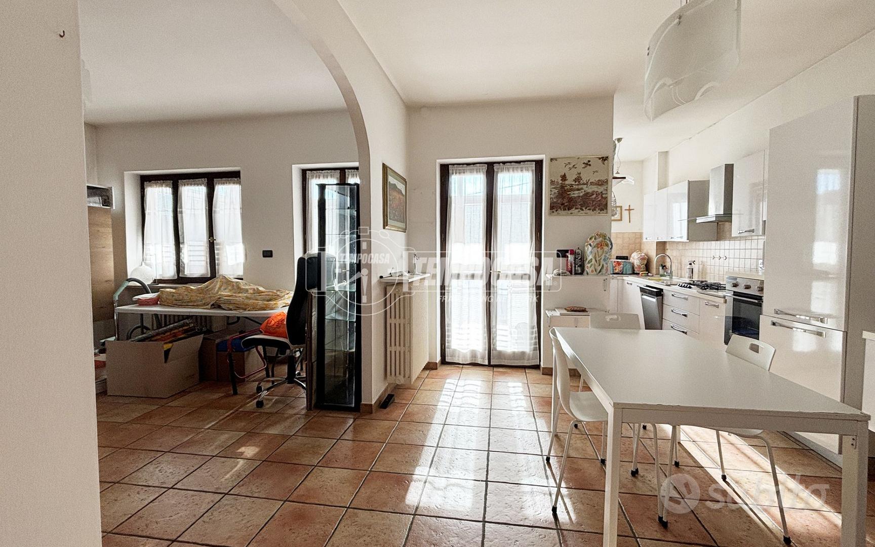 Casa – Vische, Cascina Era - Altro