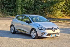 Renault Clio dCi 8V 75 CV 5 porte Duel2 CV-75 E6 M