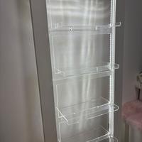 Espositore salone bellezza