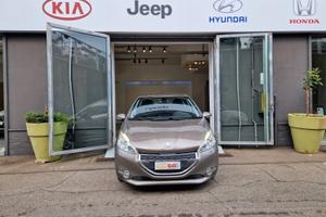 Peugeot 208 1.2 VTi 82 CV 5 porte allure