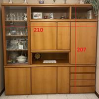 Mobile e tavolo sala da pranzo