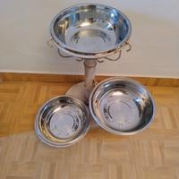 Porta ciotole per cani 