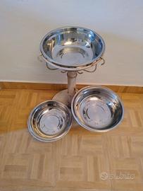 Porta ciotole per cani 