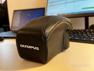 Custodia Olympus OM