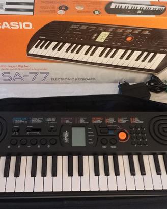 PIANOLA CASIO SA-77 + BORSA GARANZIA E ALIMENT.