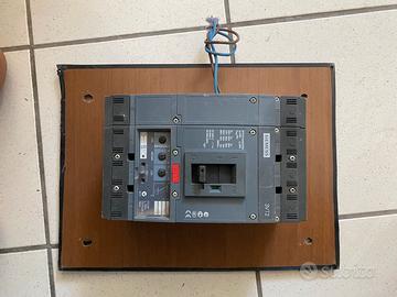 Interruttore automatico Siemens 3VT2