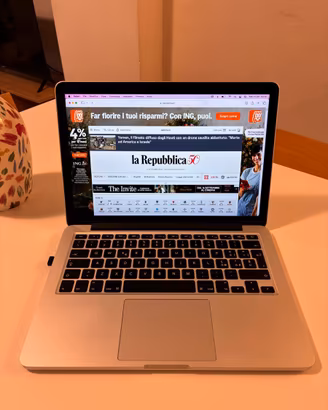 MacBook Pro (Retina, 13-inch, Early 2015)