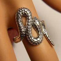 Splendido Anello Snake argento