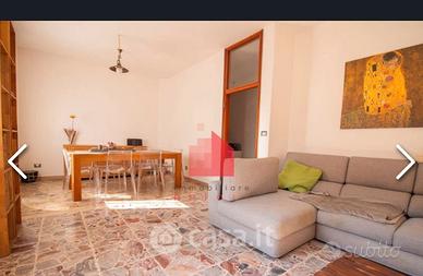 Appartamento arredato Guastalla . Zona centro