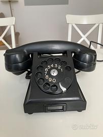 Telefono in bachelite Fatme anni 40/50