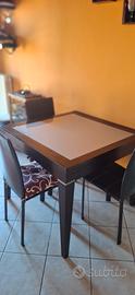 Tavolo da pranzo