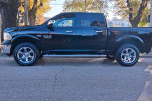 Dodge RAM 5.7 Hemi Laramie Gpl  NO BOLLO