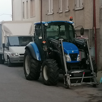 Trattore new Holland t4 Powerstar 75 cv