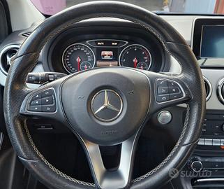 Mercedes Benz Classe B 180