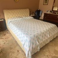 Letto matrimonile contenitore