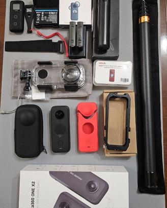 Insta360 x 2 completa di accessori Full optional