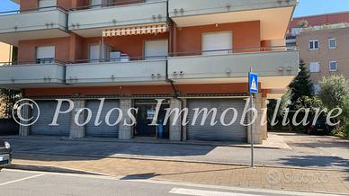 Locale commerciale - Porto San Giorgio