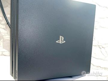PS4 Pro 1Tb CUH-7216